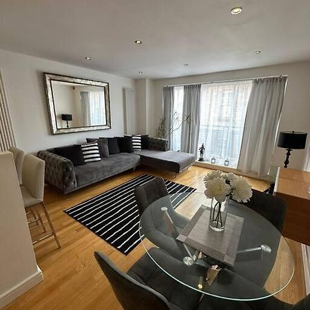 Two Br Flat 5 Mins Walk From London Eye G96 Apartment Exterior photo